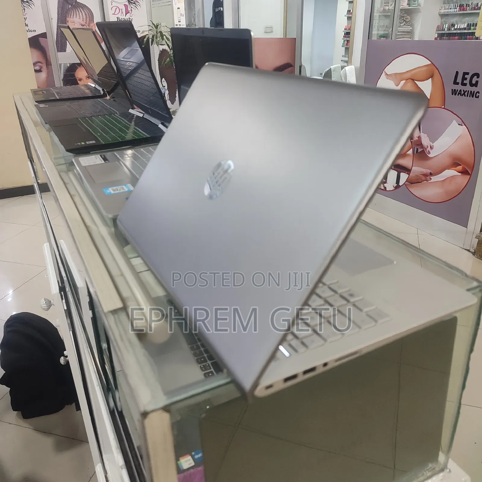 New Laptop HP Pavilion 15 8GB Intel Core I7 SSD 256GB