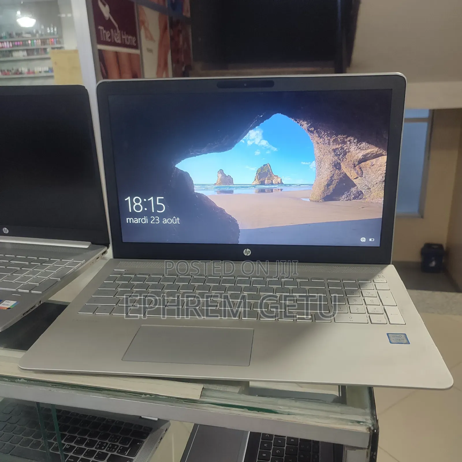 New Laptop HP Pavilion 15 8GB Intel Core I7 SSD 256GB