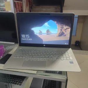 New Laptop HP Pavilion 15 8GB Intel Core I7 SSD 256GB