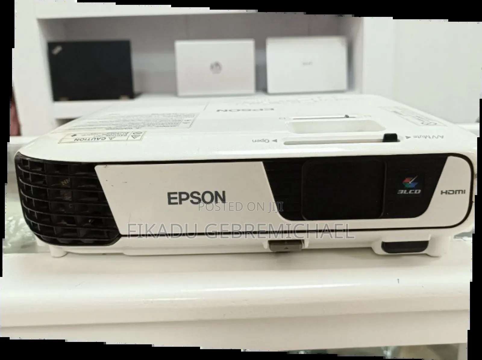 New Epson Projector Model EB-X31