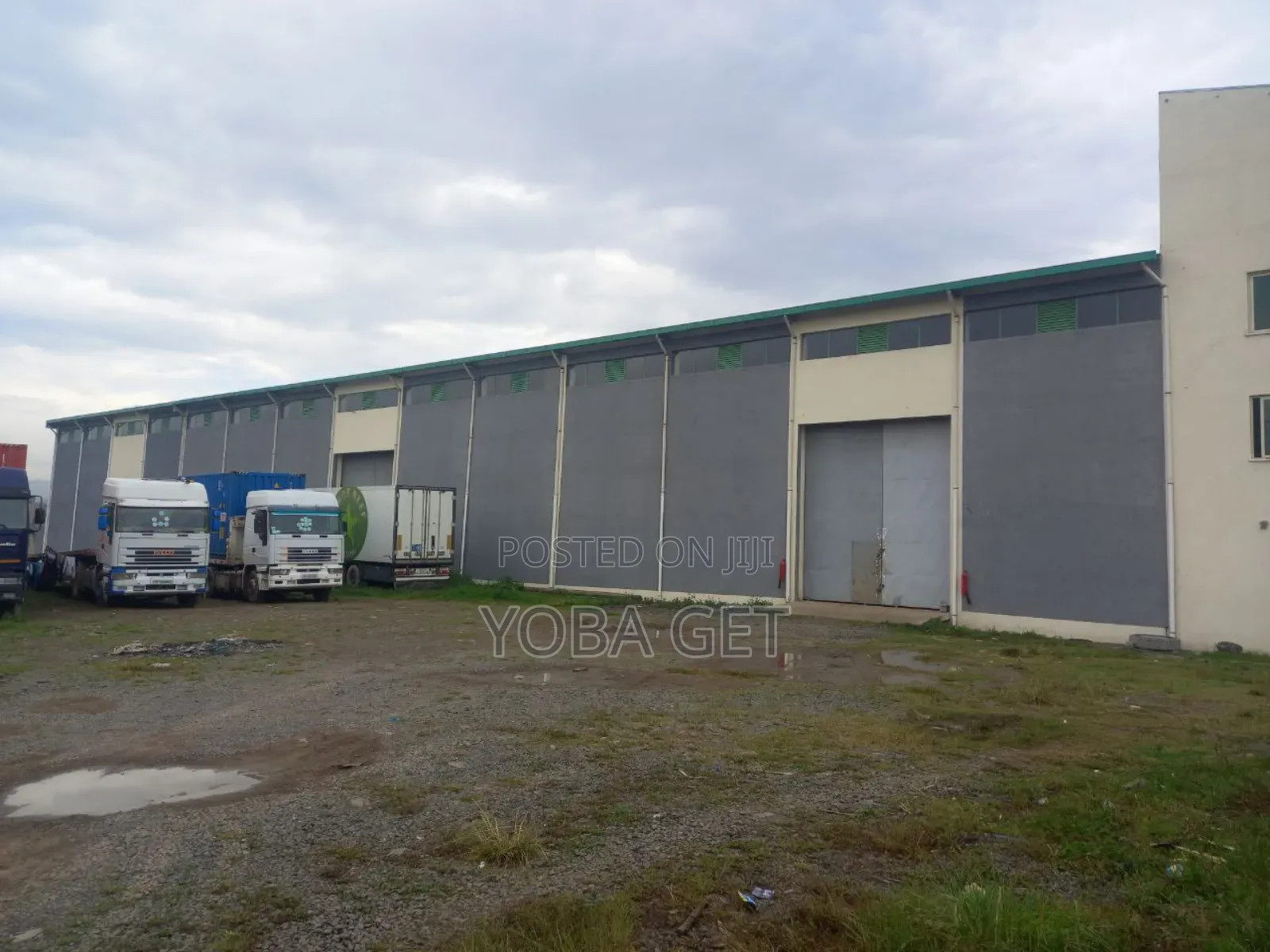 አስቸካይ የሚሸጥ መጋዘን