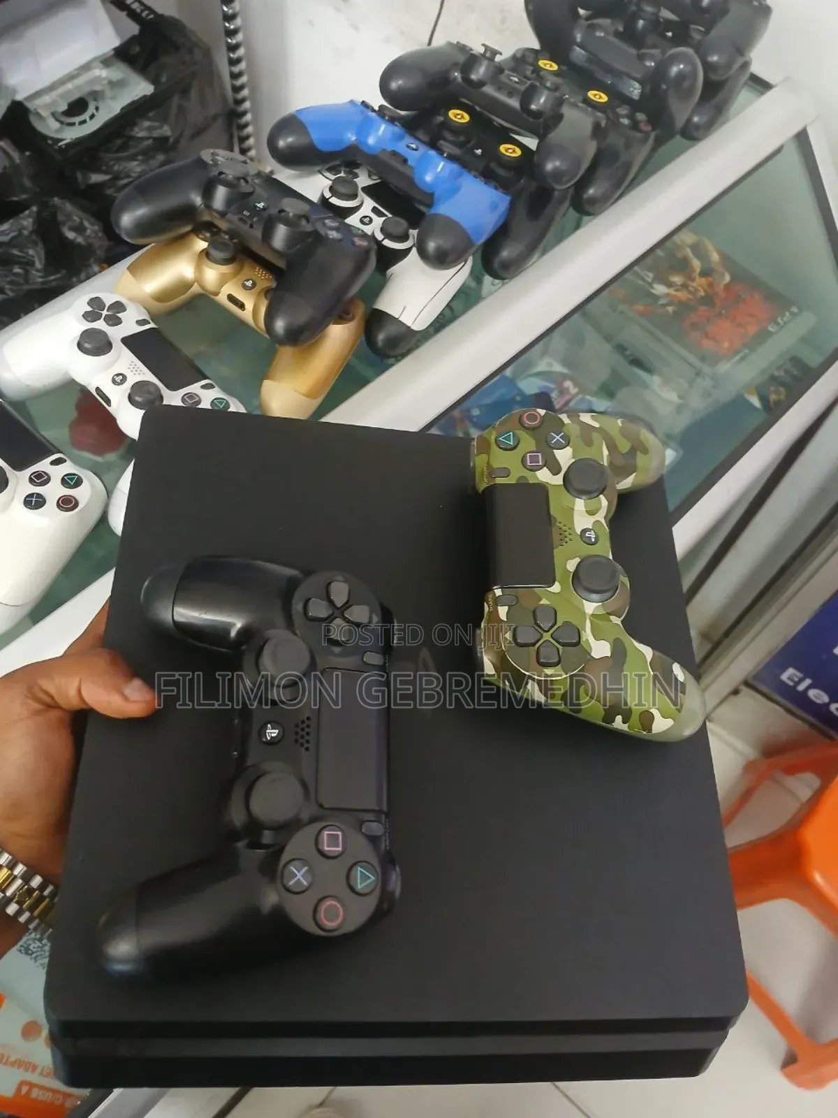 Playstation 4 Slim