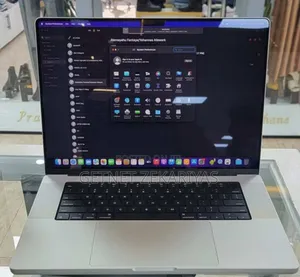 New Laptop Apple MacBook Pro M1 16GB Apple M1 Pro SSD 512GB