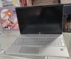 New Laptop HP Pavilion 15 16GB Intel Core I5 SSD 256GB