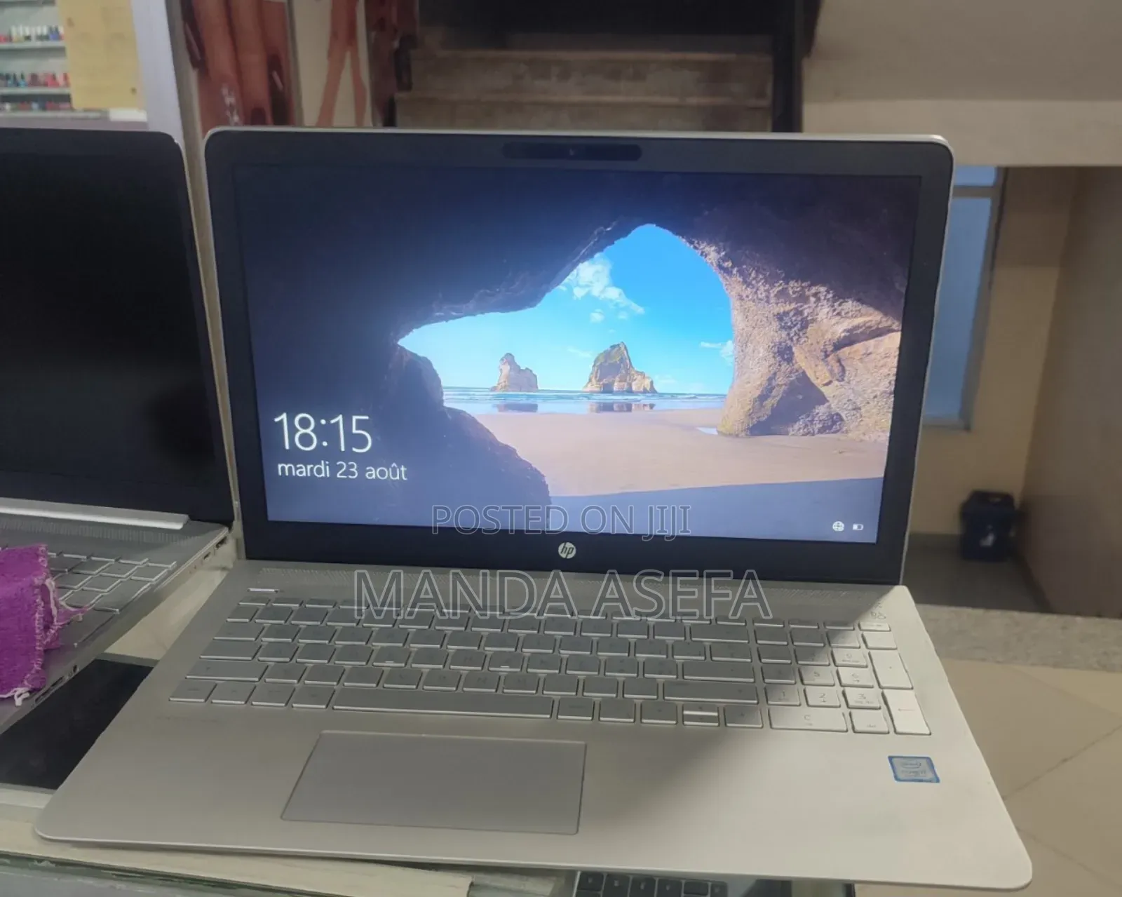 New Laptop HP Pavilion 15 8GB Intel Core I7 SSD 256GB