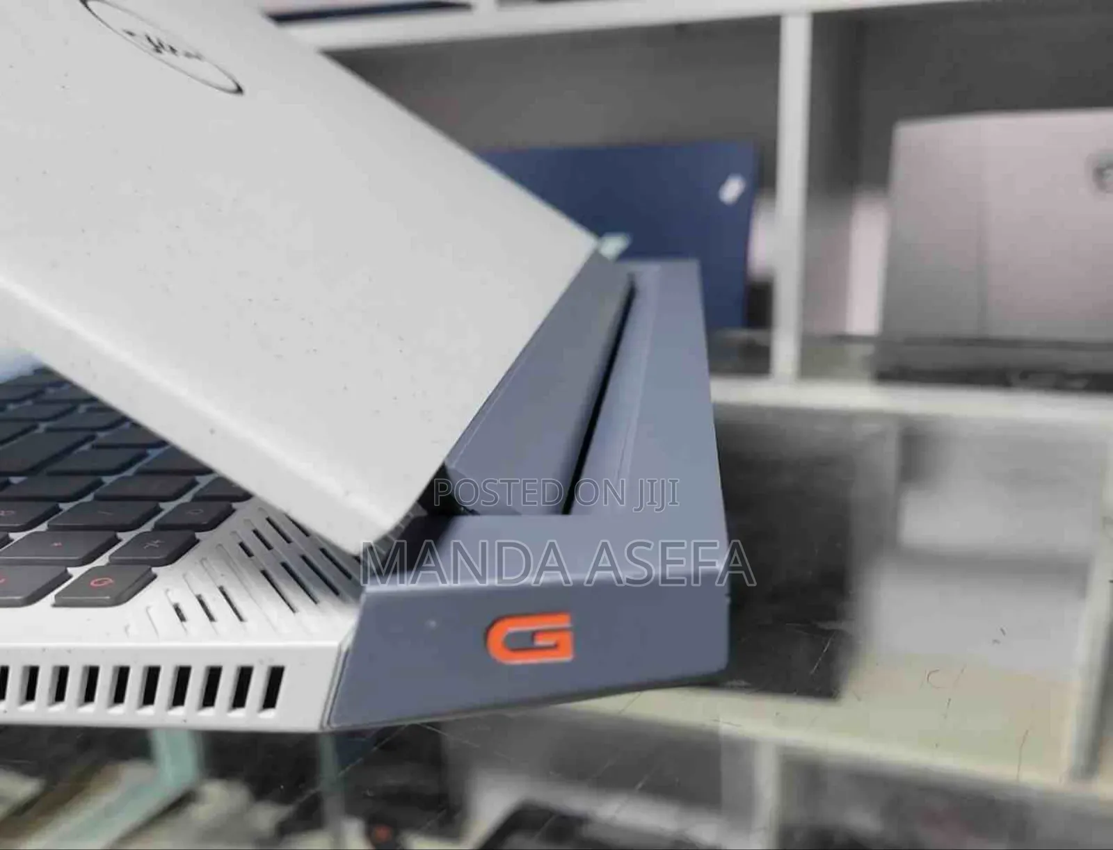 New Laptop Dell 16GB AMD Ryzen 7 SSD 512GB