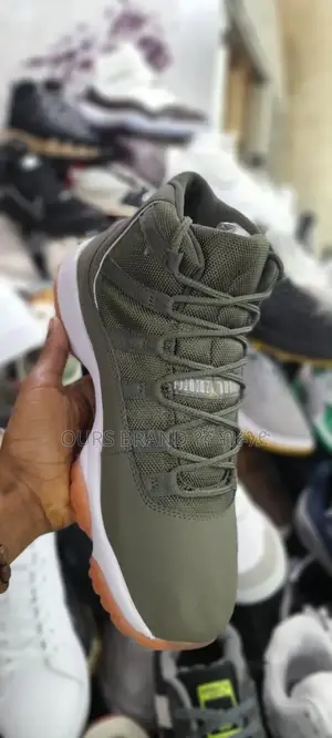 Jordan 11 High Master Quality Luxury Sneakers Shoes for U