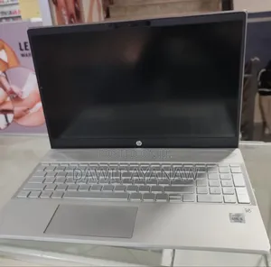 New Laptop HP Pavilion 15 16GB Intel Core I5 SSD 256GB