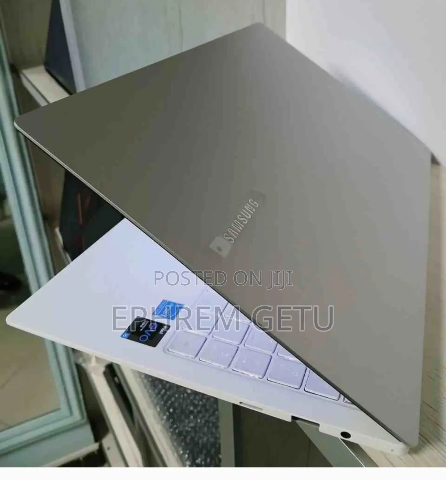 New Laptop Samsung Galaxy Book 2 8GB Intel Core I5 SSD 256GB