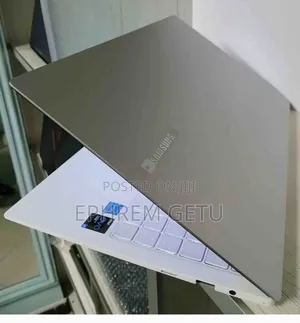 New Laptop Samsung Galaxy Book 2 8GB Intel Core I5 SSD 256GB