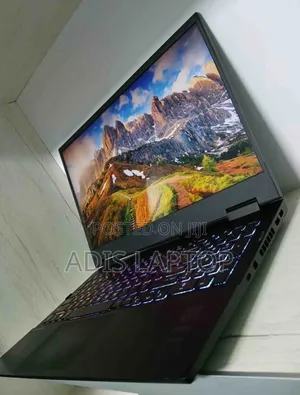 New Laptop MSI Katana 15 16GB AMD Ryzen 5 SSD 512GB