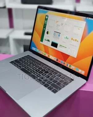 New Laptop Apple MacBook Pro 2018 32GB Intel Core I9 SSD 1T