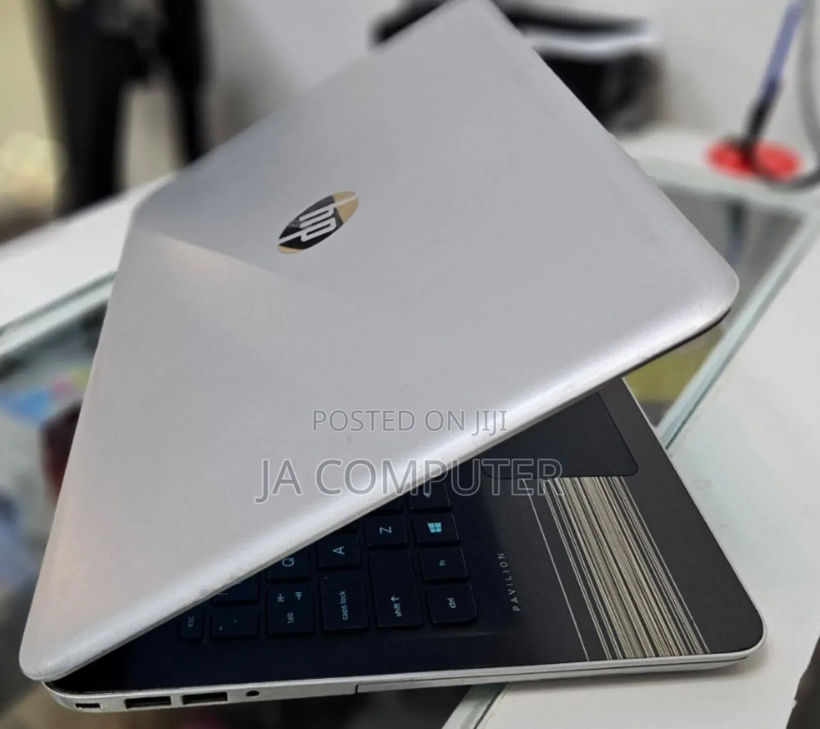 New Laptop HP Pavilion 15 8GB Intel Core I7 HDD 1T