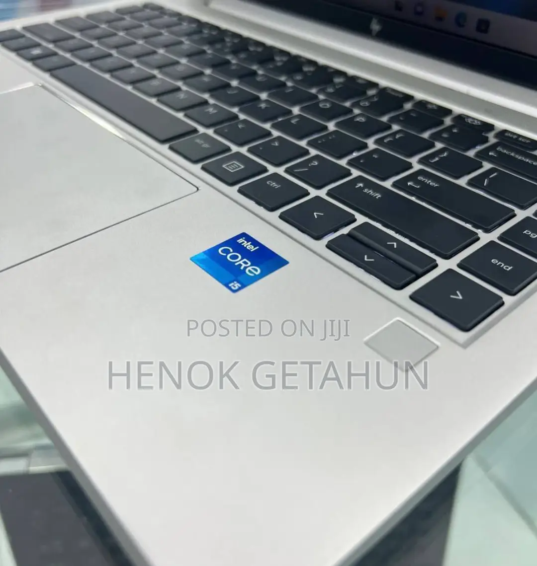 New Laptop HP EliteBook 840 G8 16GB Intel Core I5 SSD 512GB