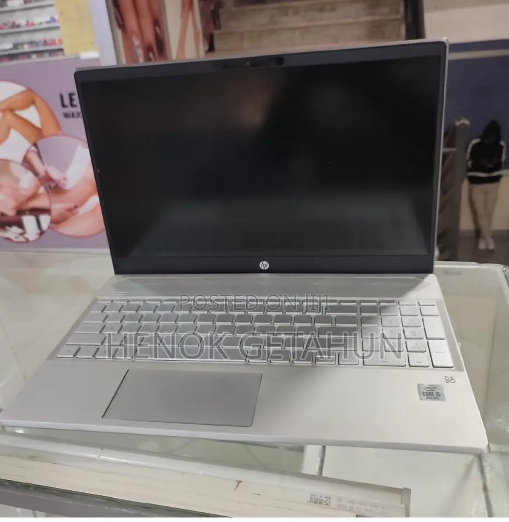 New Laptop HP Pavilion 15 16GB Intel Core I5 SSD 256GB
