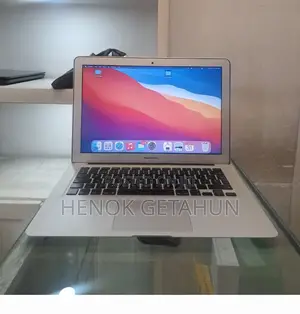 Photo - New Apple MacBook Air 2024 M3 13-Inch 8GB Intel Core I7 HDD 128GB