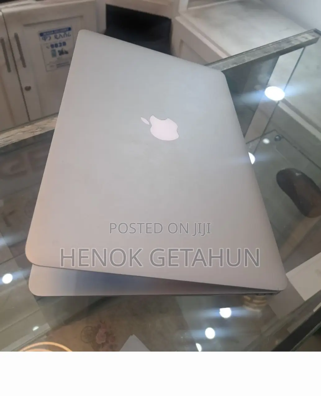 New Apple MacBook Air 2024 M3 13-Inch 8GB Intel Core I7 HDD 128GB