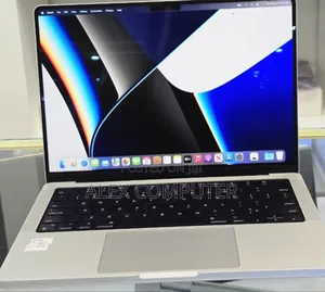 New Laptop Apple MacBook Pro M1 16GB Apple M1 Pro SSD 512GB