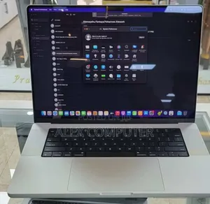 New Laptop Apple MacBook Pro M1 16GB Apple M1 Pro SSD 512GB