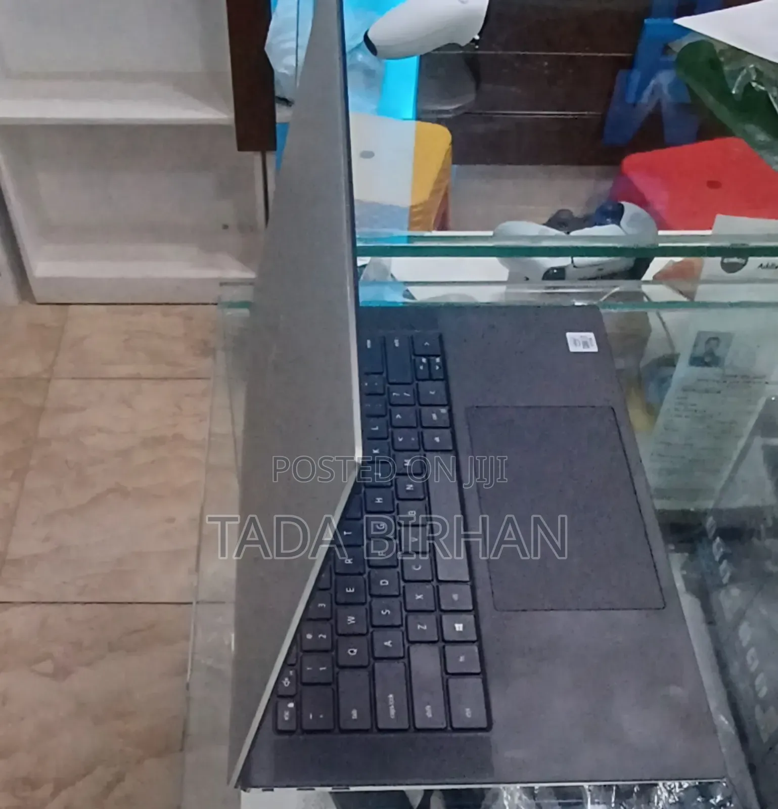 New Laptop Dell XPS 15 16GB Intel Core I7 SSD 512GB