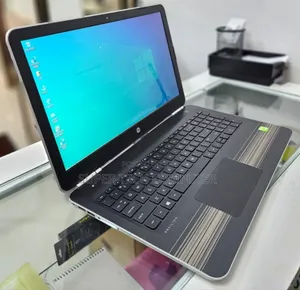 New Laptop HP Pavilion 13 8GB Intel Core I7 HDD 1T