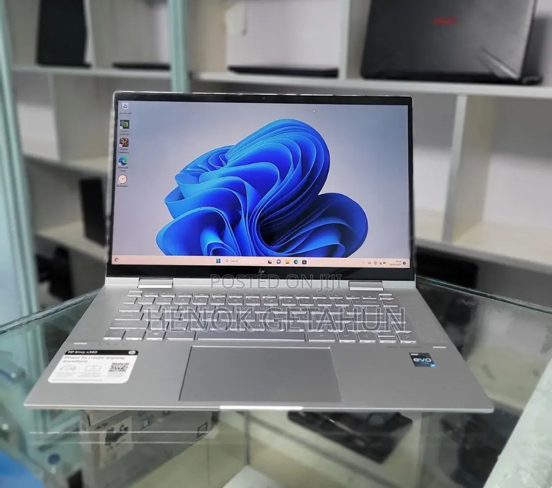 New Laptop HP Envy X360 16GB Intel Core I5 SSD 1T