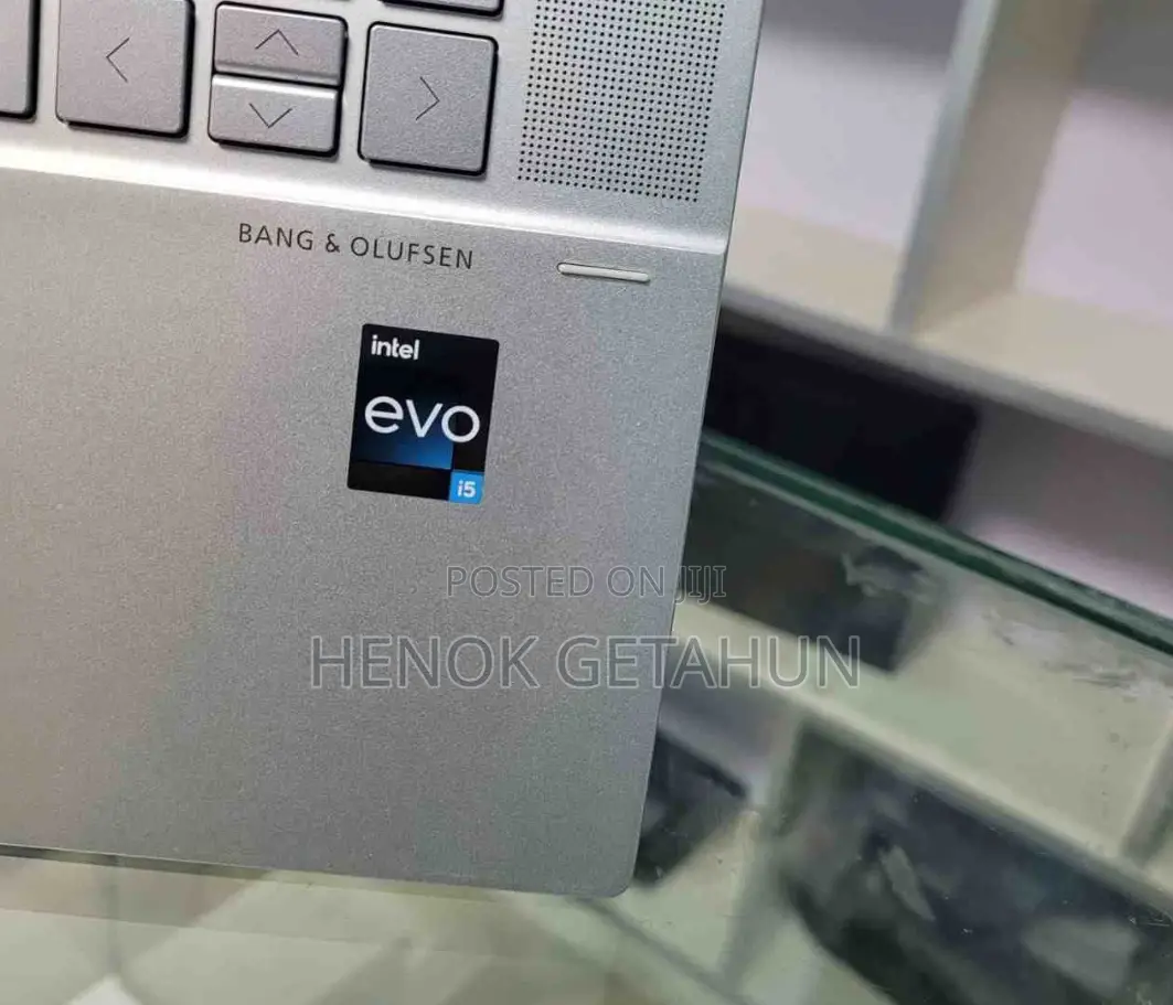 New Laptop HP Envy X360 16GB Intel Core I5 SSD 1T