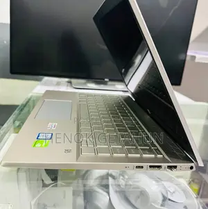 New Laptop HP Pavilion 15 8GB Intel Core I7 HDD+SSD 500GB