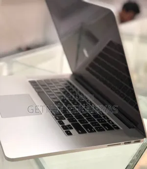 New Laptop Apple MacBook Pro 2015 16GB Intel Core I7 SSD 512GB