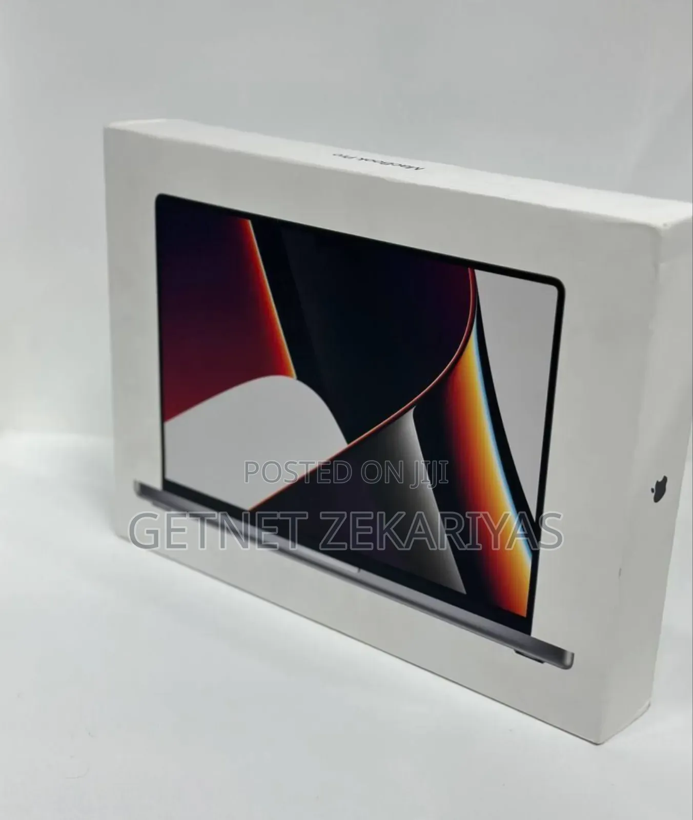 New Laptop Apple MacBook Pro 2021 M1 16GB Apple M1 Pro SSD 512GB