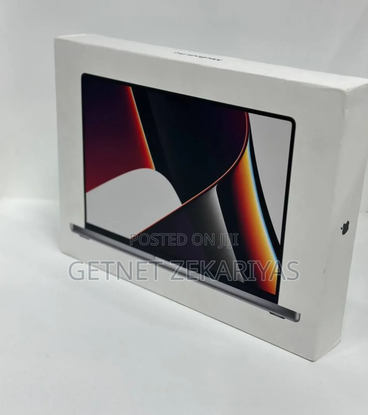 New Laptop Apple MacBook Pro 2021 M1 16GB Apple M1 Pro SSD 512GB