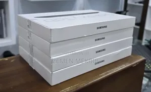 Photo - New Laptop Samsung 8GB SSD 128GB