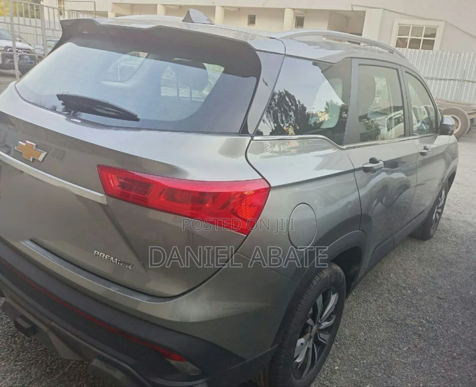 Chevrolet Captiva 2022 Gray