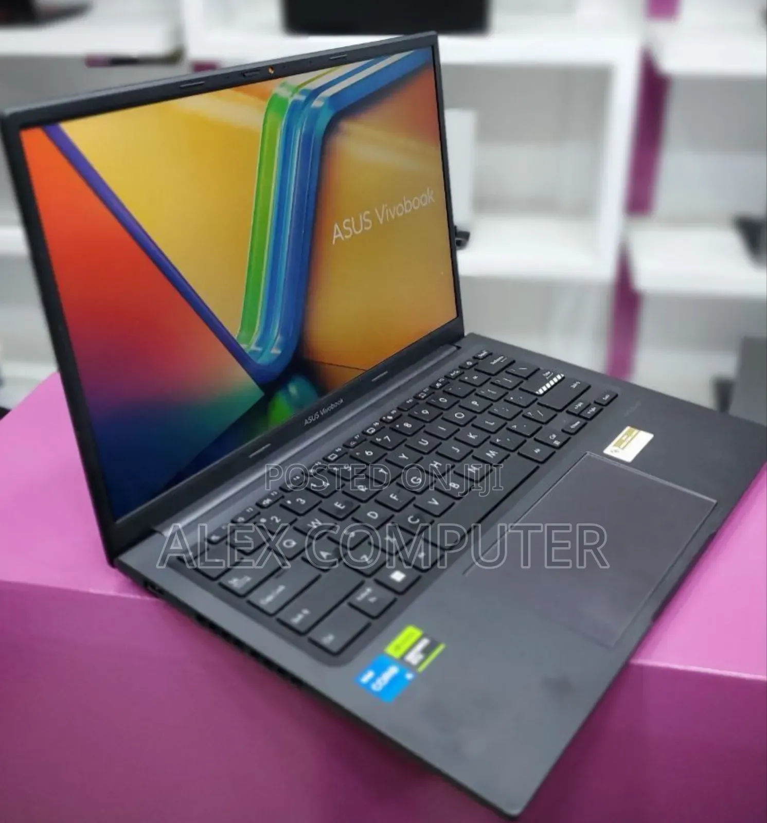 New Laptop Asus VivoBook 15 X505BA 16GB Intel Core I5 SSD 512GB