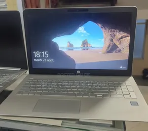 New Laptop HP Pavilion 15 8GB Intel Core I7 SSD 256GB