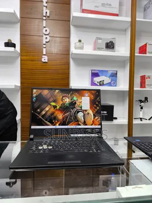 New Laptop Asus ROG Strix G15 16GB Intel Core I7 SSD 512GB
