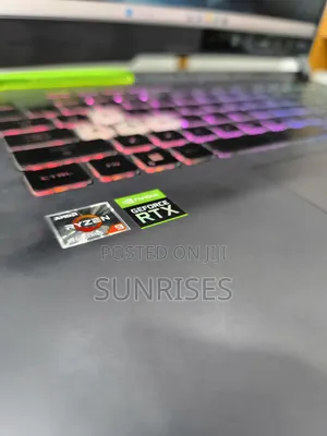 New Laptop Asus ROG Strix G15 16GB AMD Ryzen 9 SSD 512GB