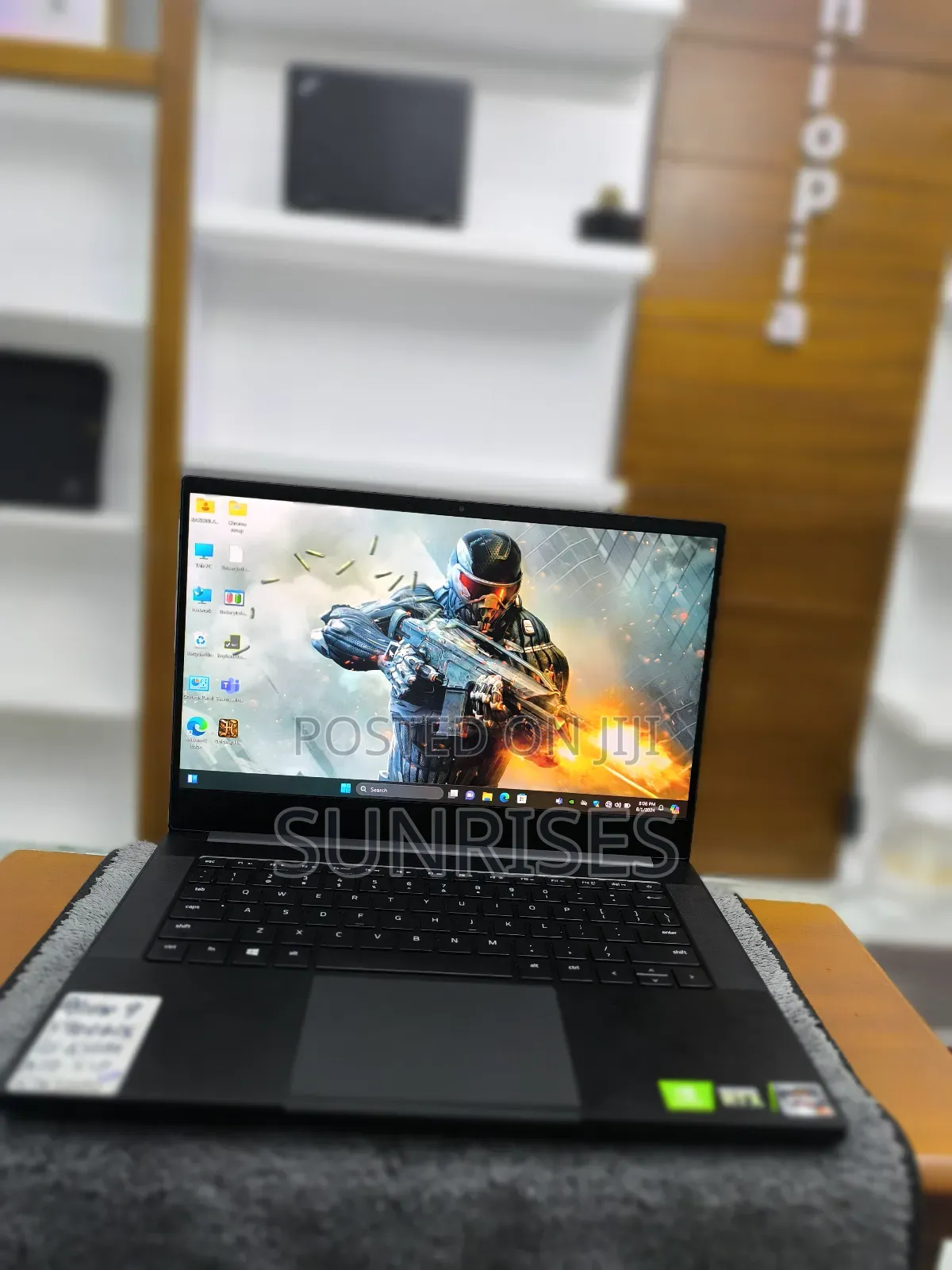 New Laptop Razer Blade 16GB AMD Ryzen 9 SSD 512GB