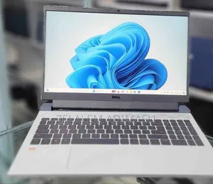 New Laptop Dell G15 5511 16GB AMD Ryzen 7 SSD 512GB