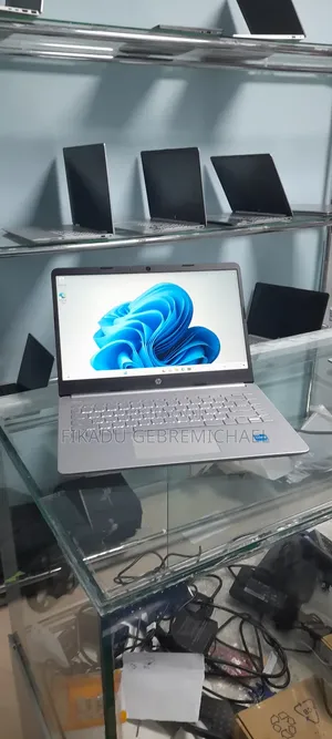 New Laptop HP Stream Notebook 8GB Intel Core I3 SSD 512GB