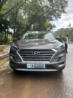 Photo - Hyundai Tucson 2020 Gray