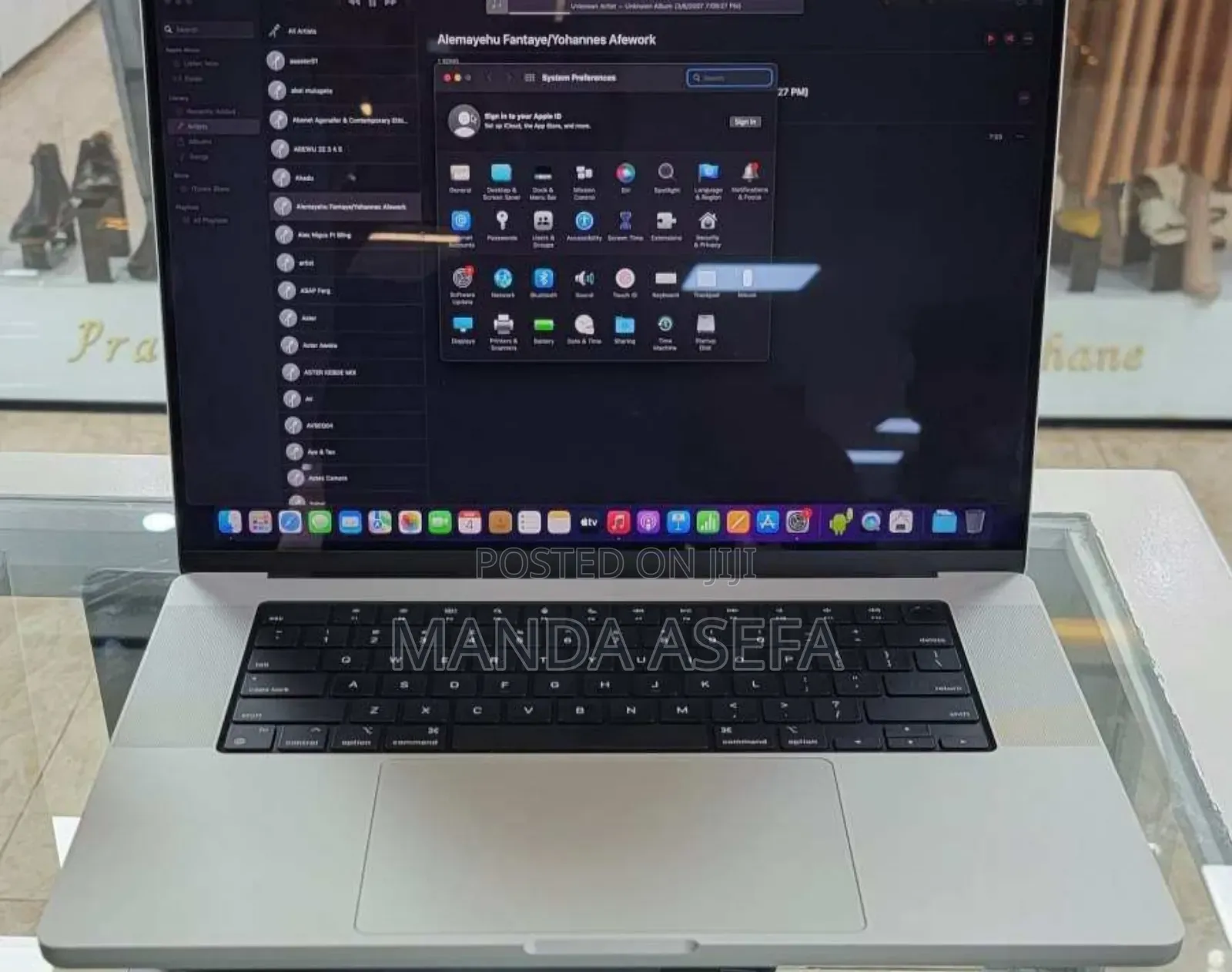 New Laptop Apple MacBook Pro M1 16GB Apple M1 SSD 512GB