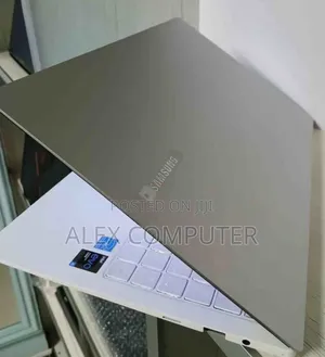 Photo - New Laptop Samsung Galaxy Book 2 8GB Intel Core I5 SSD 256GB