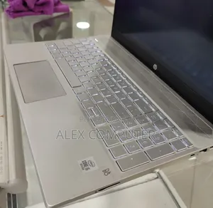 New Laptop HP Pavilion 15 16GB Intel Core I5 SSD 256GB