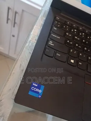 New Laptop Lenovo 8GB Intel Core I7 SSD 512GB