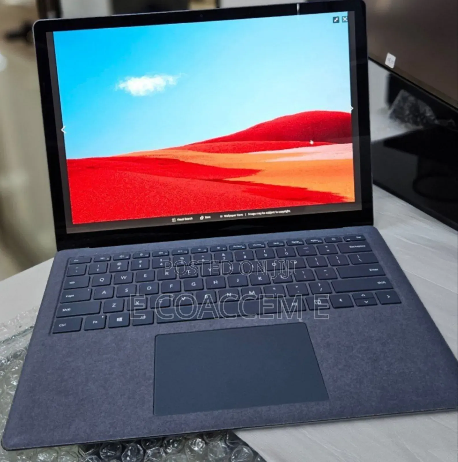 New Laptop Microsoft 8GB Intel Core I5 SSD 512GB