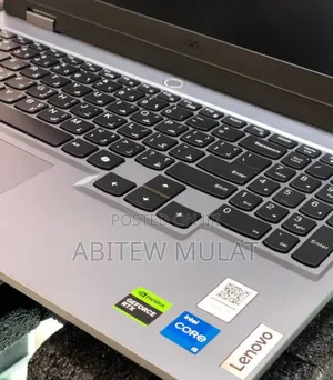 New Laptop Lenovo LOQ 15IRH8 16GB Intel Core I5 SSD 512GB