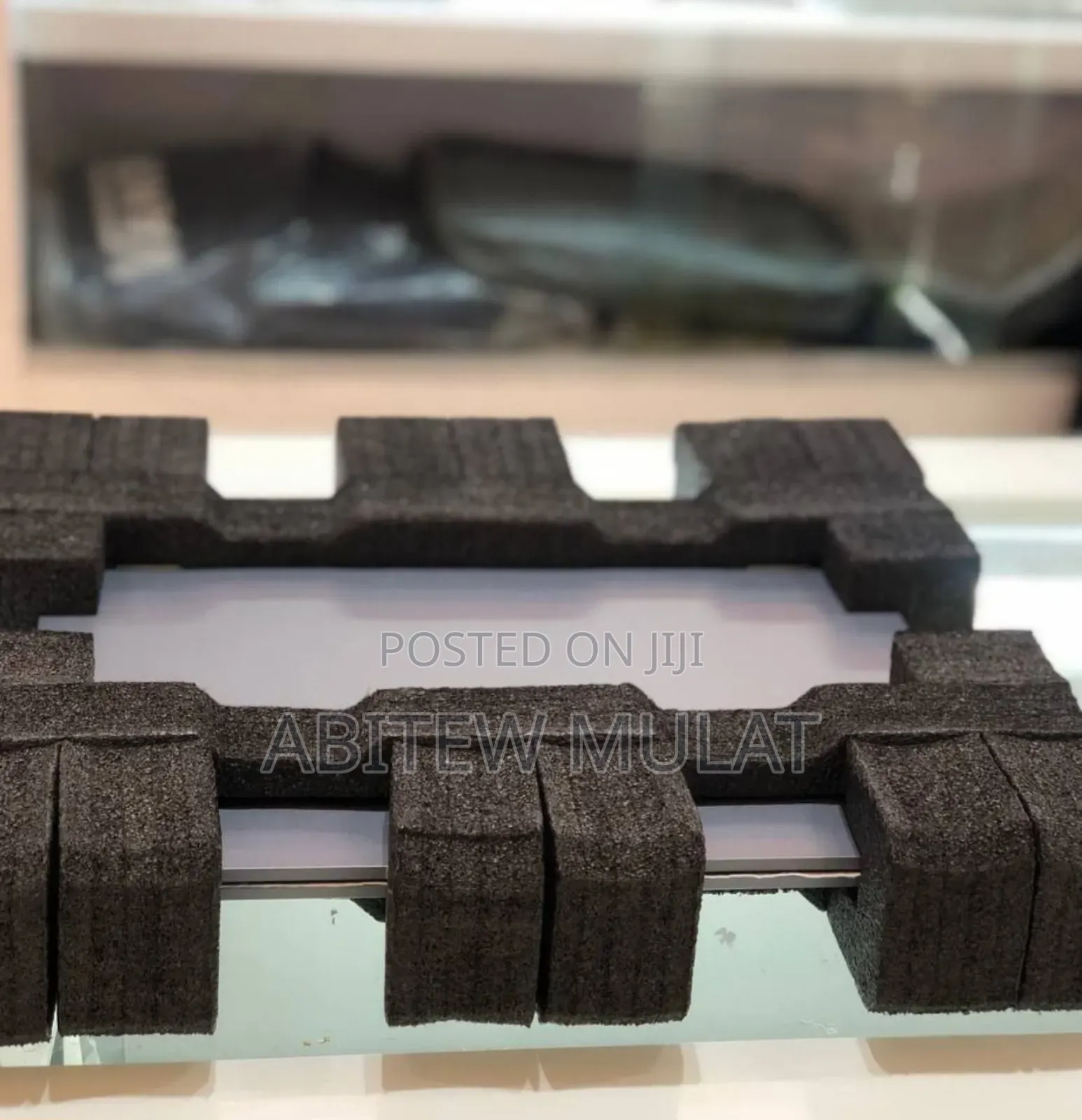 New Laptop Lenovo LOQ 15IRH8 16GB Intel Core I5 SSD 512GB