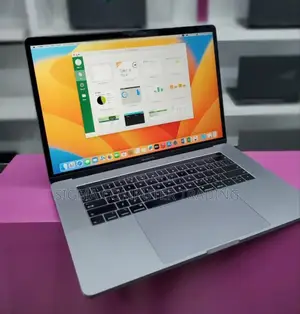 New Laptop Apple MacBook Pro 2018 16GB Intel Core I7 SSD 512GB
