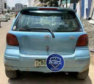 Toyota Vitz 2002 Blue